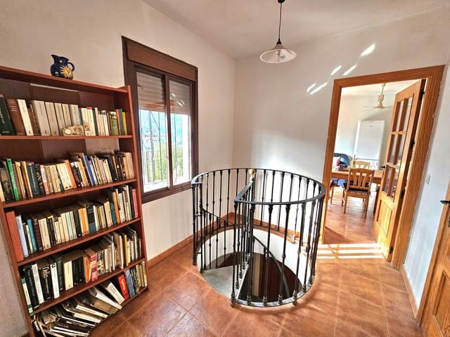 4 slaapkamer Finca/Landhuis te koop in Jimera de Líbar - € 239.000 (Ref: 8428097)