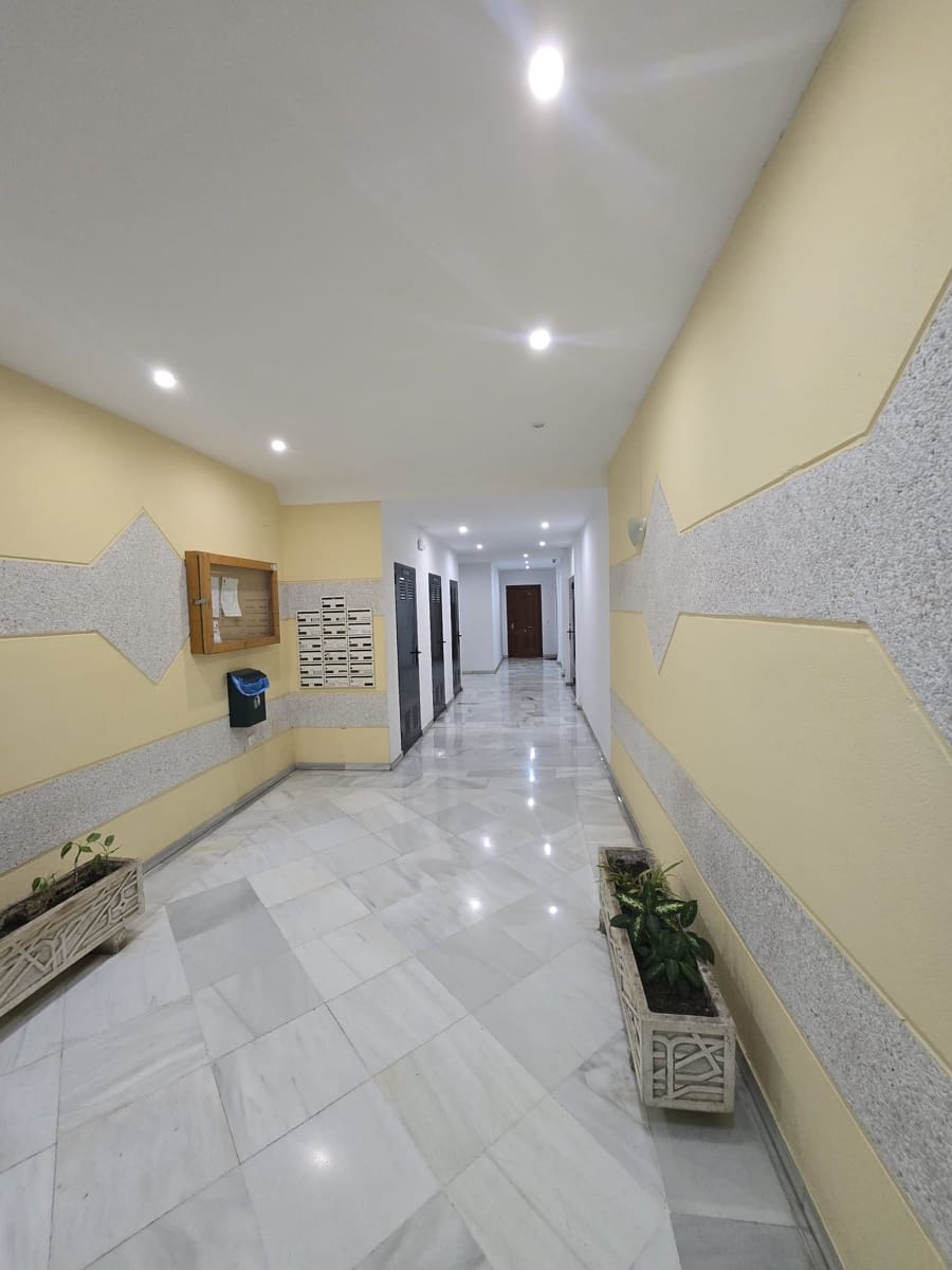 4 soverom Leilighet til salgs i Torre del Mar med svømmebasseng - € 340 000 (Ref: 9343916)