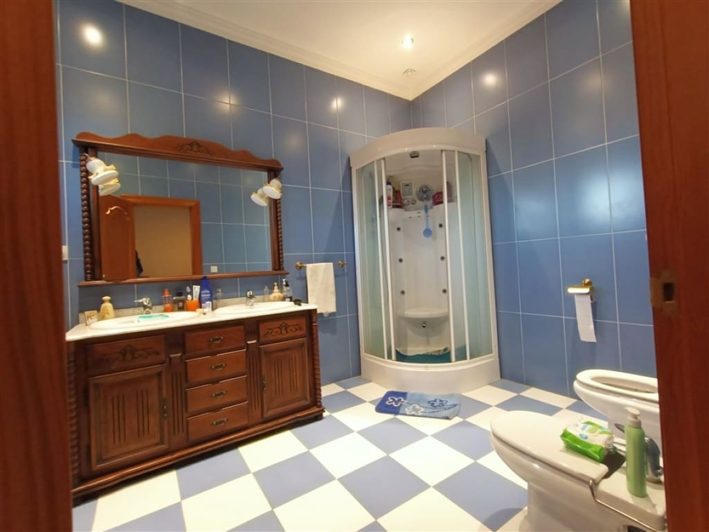 Finca/Casa Rural de 3 habitaciones en Casarabonela en venta - 680.000 € (Ref: 9326813)