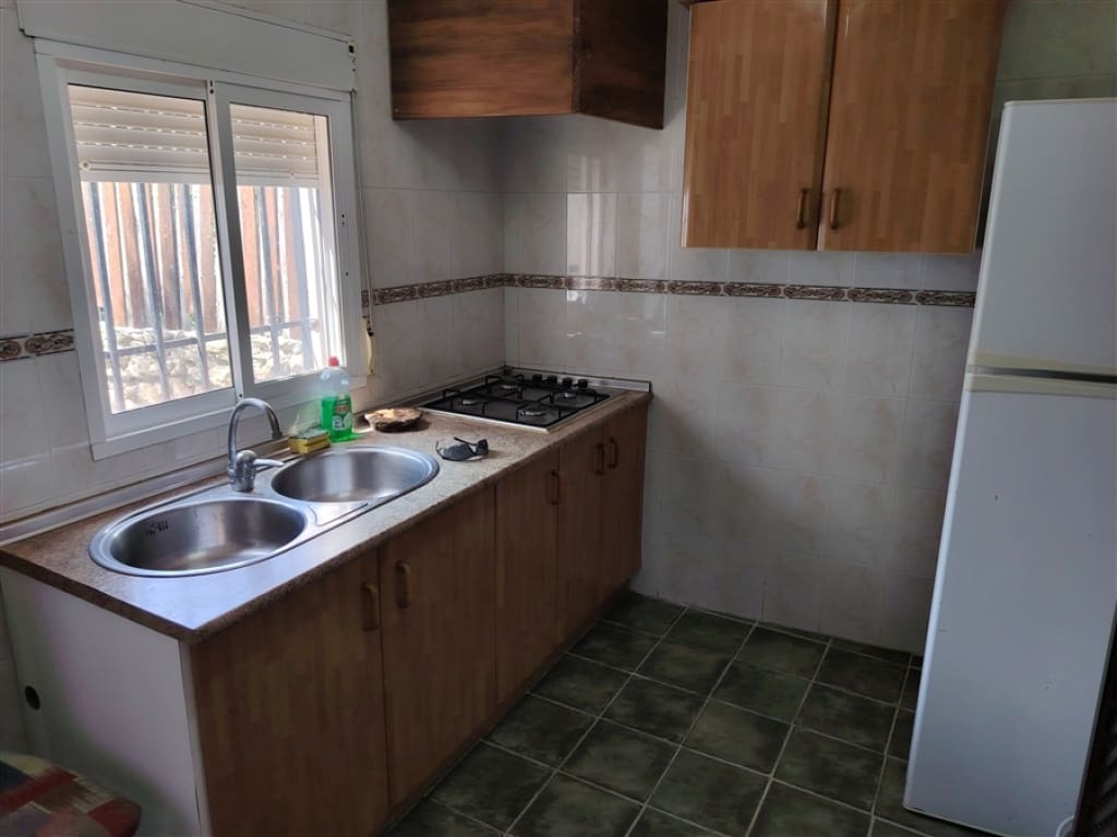 2 makuuhuone Omakotitalo myytävänä paikassa Arriate mukana uima-altaan - 139 500 € (Ref: 9326817)