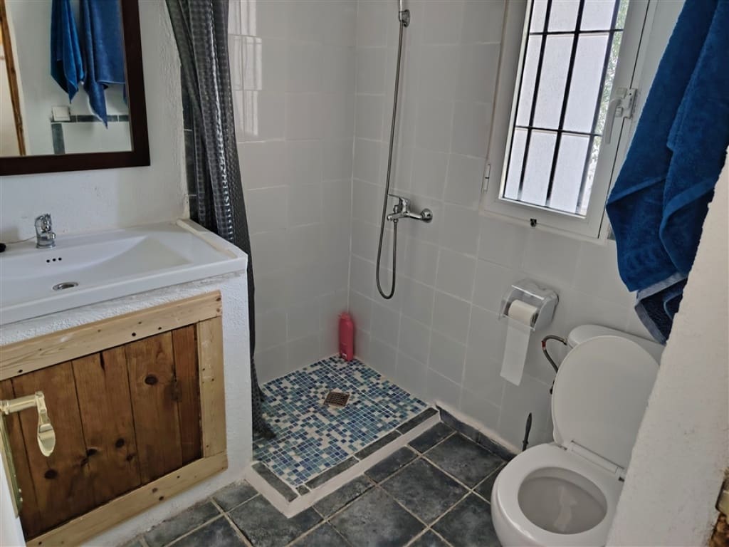 2 makuuhuone Omakotitalo myytävänä paikassa Arriate mukana uima-altaan - 139 500 € (Ref: 9326817)