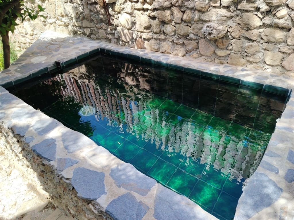 2 makuuhuone Omakotitalo myytävänä paikassa Arriate mukana uima-altaan - 139 500 € (Ref: 9326817)