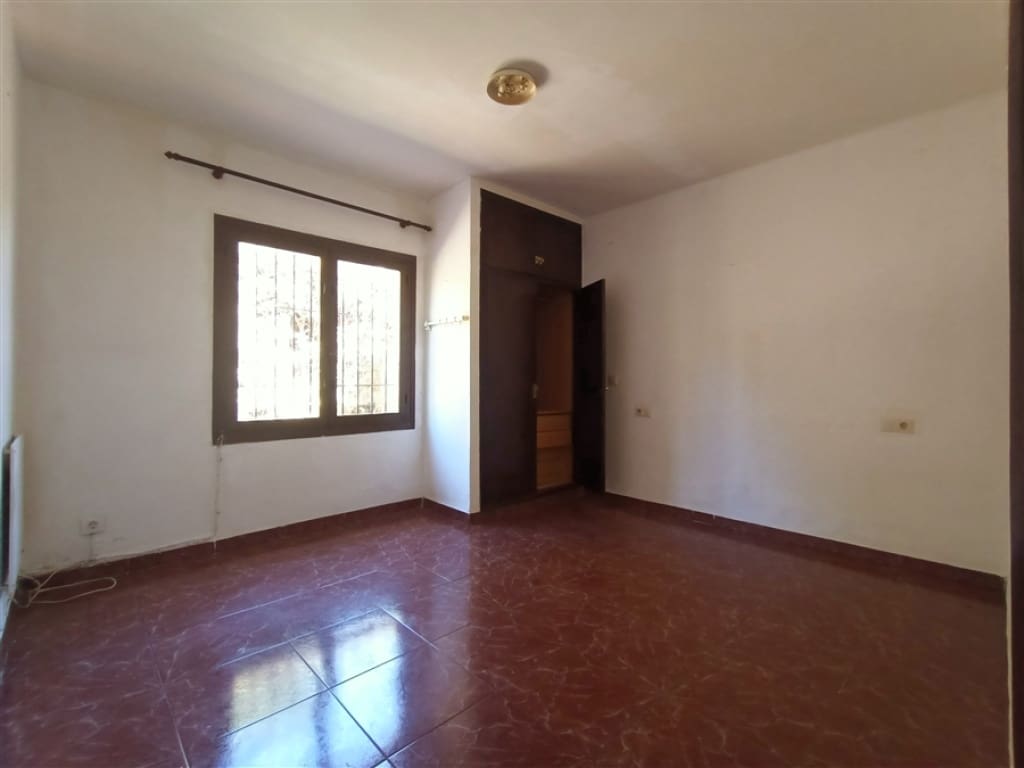 Chalet de 3 habitaciones en Estepona en venta con piscina - 800.000 € (Ref: 9326819)