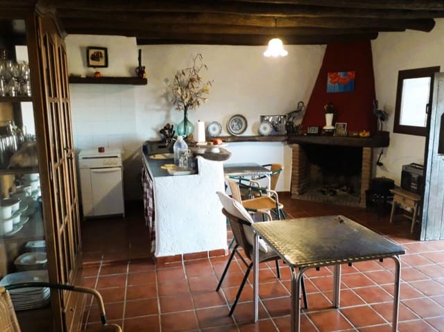 3 soveværelse Finca/Landehus til salg i Jubrique med garage - € 225.000 (Ref: 9326822)