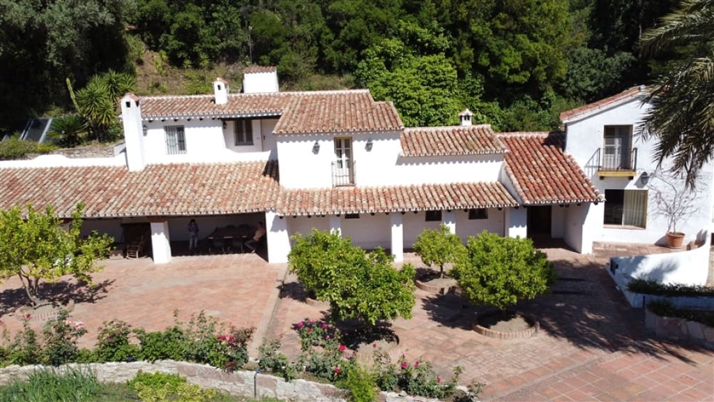 8 sovrum Finca/Hus på landet till salu i Gaucin med pool garage - 2 800 000 € (Ref: 9326828)