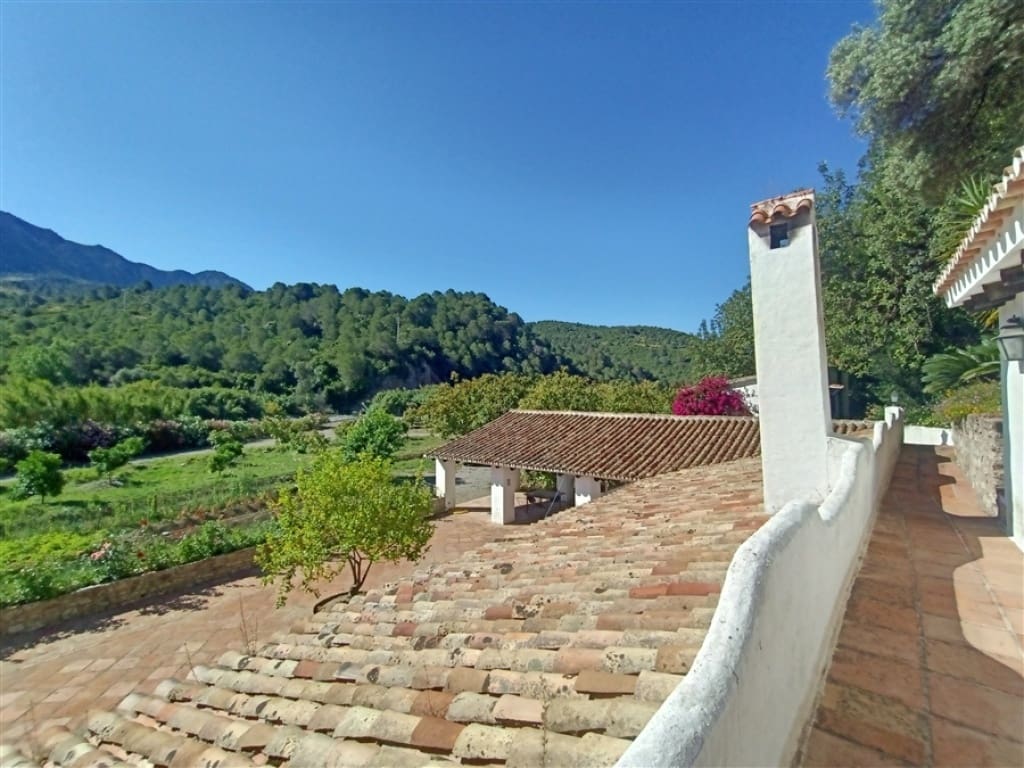 8 sovrum Finca/Hus på landet till salu i Gaucin med pool garage - 2 800 000 € (Ref: 9326828)