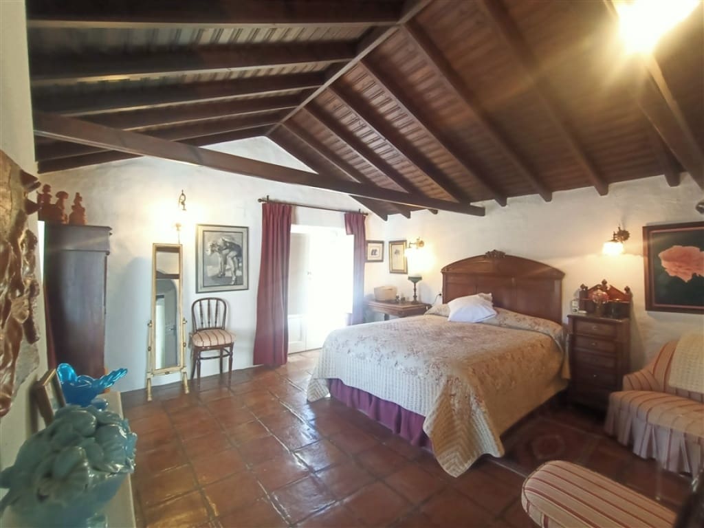 8 sovrum Finca/Hus på landet till salu i Gaucin med pool garage - 2 800 000 € (Ref: 9326828)