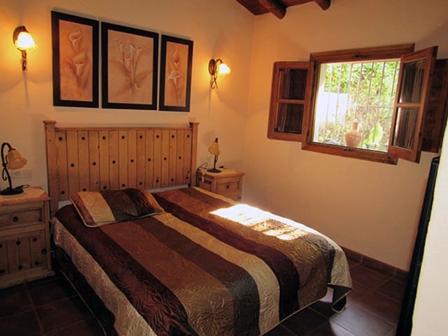 2 soverom Finca/Herregård til salgs i Genalguacil med garasje - € 215 000 (Ref: 9326833)