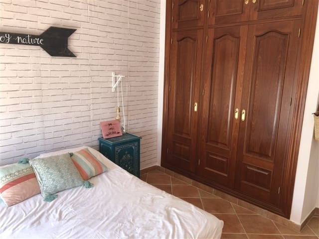 5 slaapkamer Huis te koop in Atajate met garage - € 180.000 (Ref: 9326842)