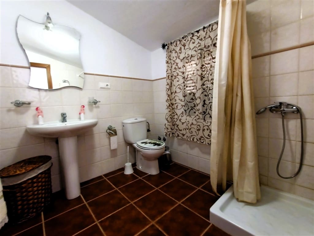 3 sypialnia Dom szeregowy na sprzedaż w Setenil de las Bodegas z garażem - 124 000 € (Ref: 9326845)