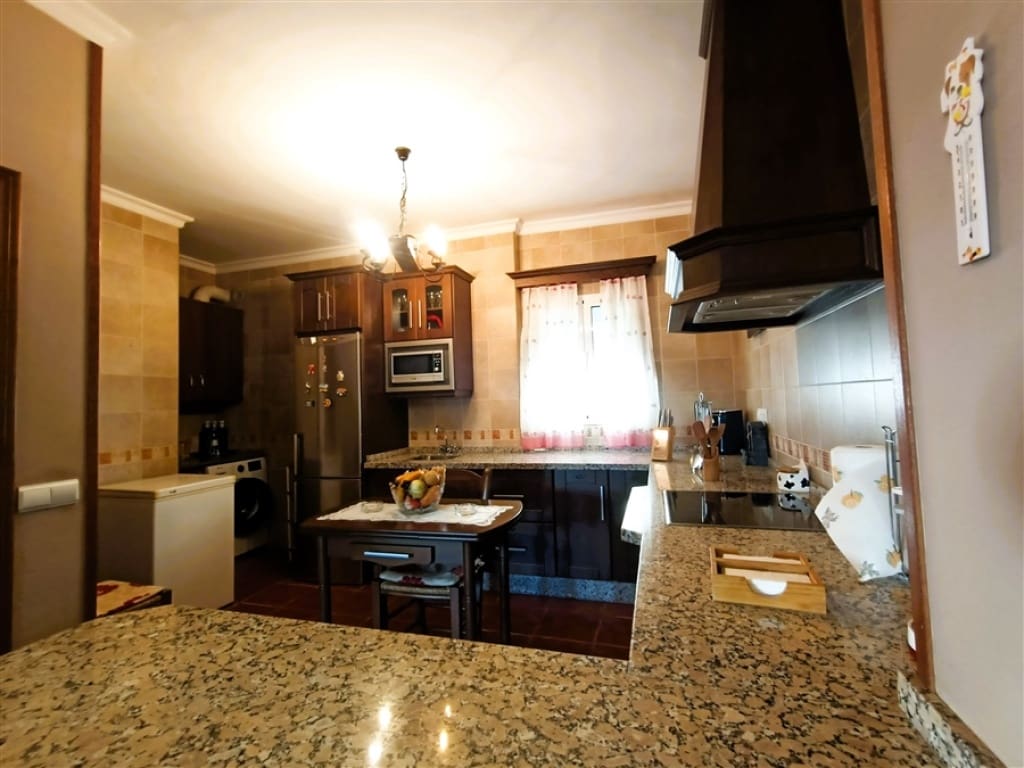 3 sypialnia Dom szeregowy na sprzedaż w Setenil de las Bodegas z garażem - 124 000 € (Ref: 9326845)