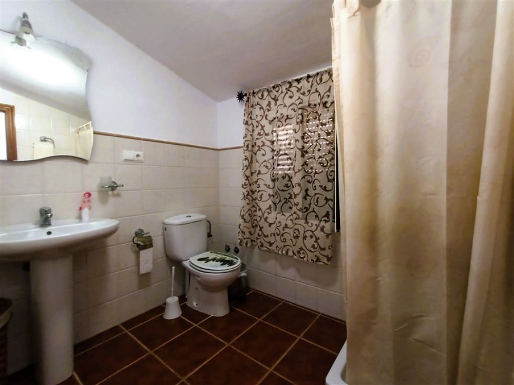 3 sypialnia Dom szeregowy na sprzedaż w Setenil de las Bodegas z garażem - 124 000 € (Ref: 9326845)