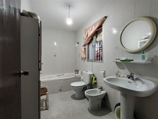 2 soveværelse Finca/Landehus til salg i Cortes de la Frontera - € 200.000 (Ref: 9330474)