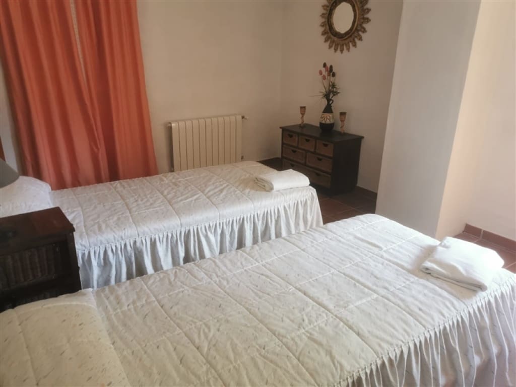 8 sovrum Finca/Hus på landet till salu i Jubrique med pool garage - 478 500 € (Ref: 9331073)