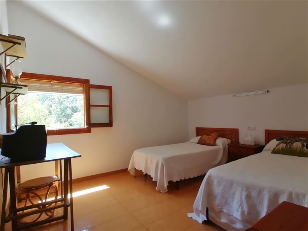 3 soverom Finca/Herregård til salgs i Genalguacil med garasje - € 180 000 (Ref: 9331078)