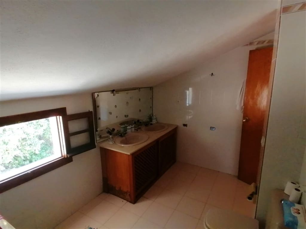 3 soverom Finca/Herregård til salgs i Genalguacil med garasje - € 180 000 (Ref: 9331078)