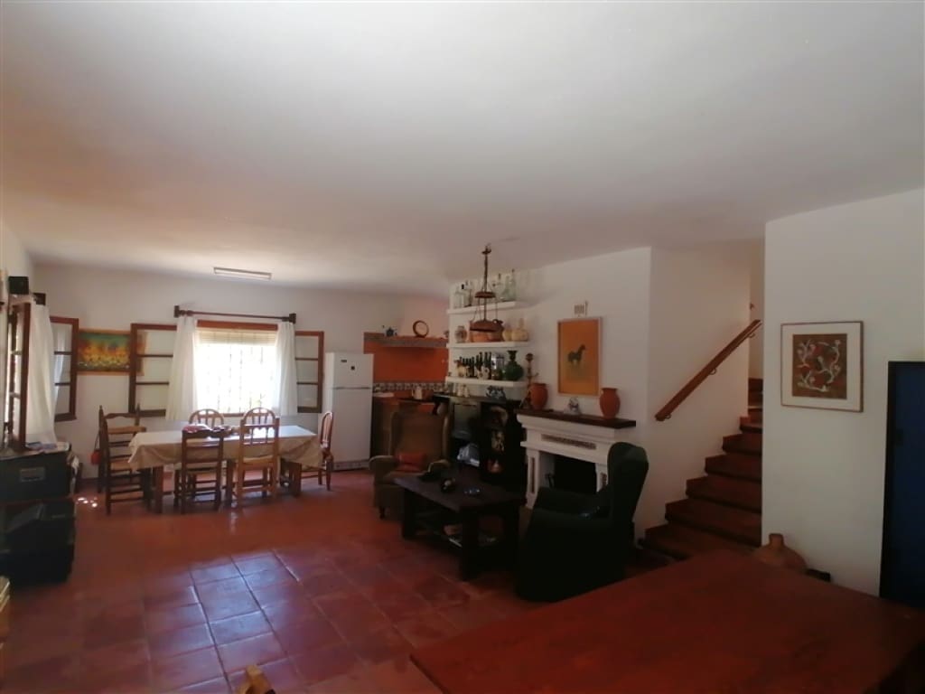 3 soverom Finca/Herregård til salgs i Genalguacil med garasje - € 180 000 (Ref: 9331078)