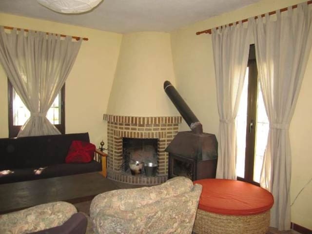 6 slaapkamer Finca/Landhuis te koop in Zahara de la Sierra met zwembad garage - € 480.000 (Ref: 9331082)