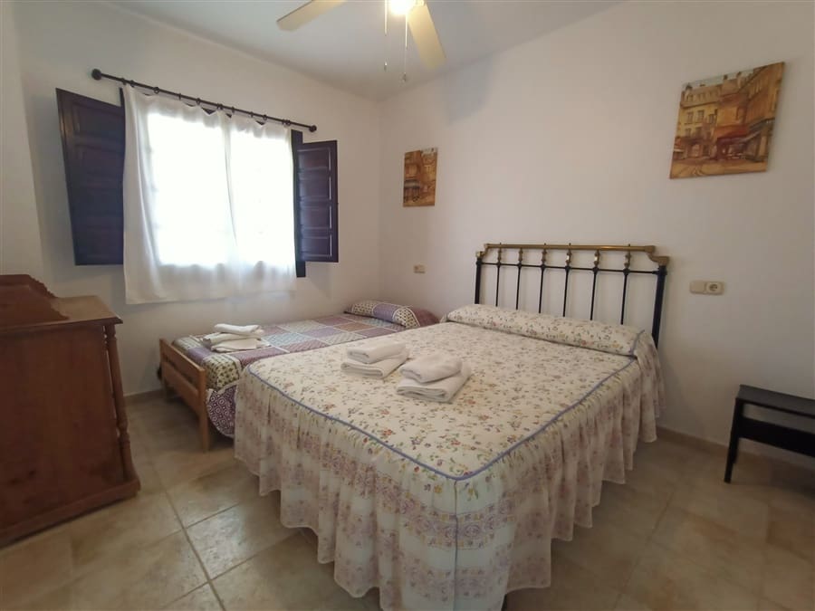 11 soverom Bedrift til salgs i Ronda med svømmebasseng - € 800 000 (Ref: 9385773)