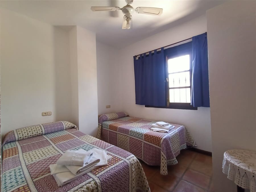 11 soverom Bedrift til salgs i Ronda med svømmebasseng - € 800 000 (Ref: 9385773)