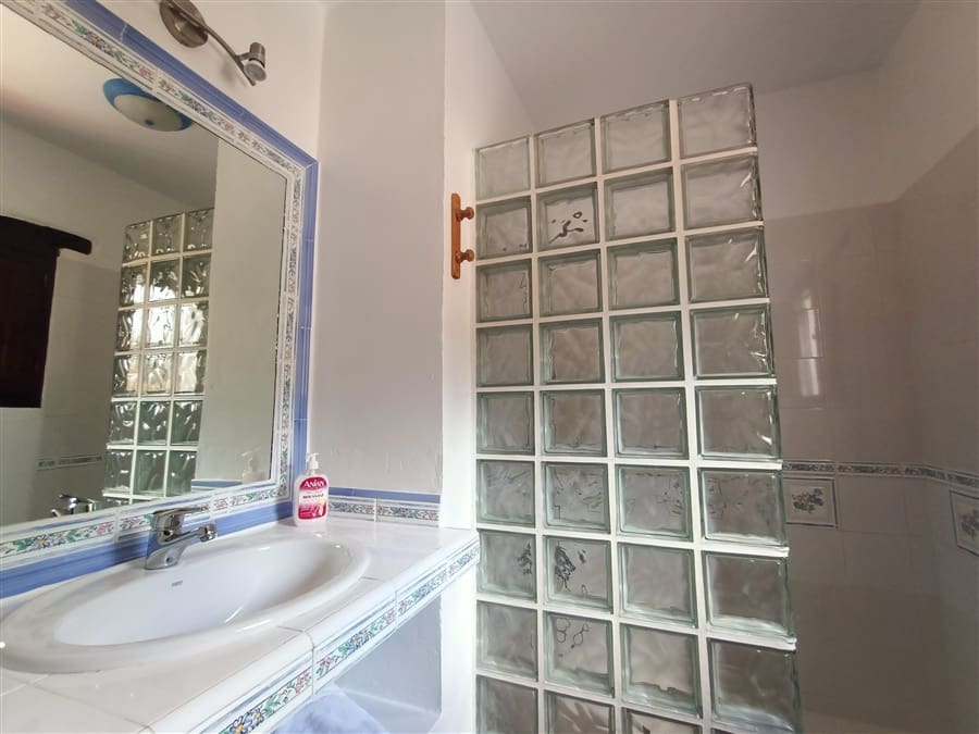 11 soverom Bedrift til salgs i Ronda med svømmebasseng - € 800 000 (Ref: 9385773)