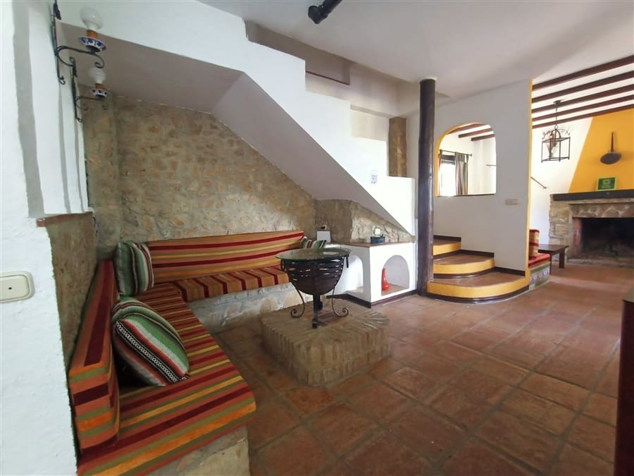 11 soverom Bedrift til salgs i Ronda med svømmebasseng - € 800 000 (Ref: 9385773)