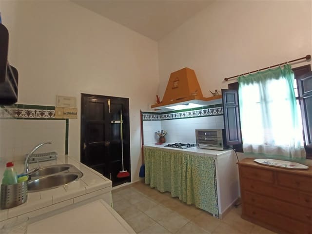 11 soveværelse Virksomhed til salg i Ronda med swimmingpool - € 800.000 (Ref: 9385773)