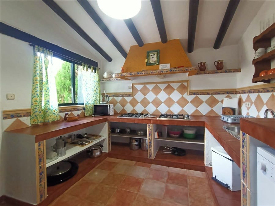 11 soverom Bedrift til salgs i Ronda med svømmebasseng - € 800 000 (Ref: 9385773)