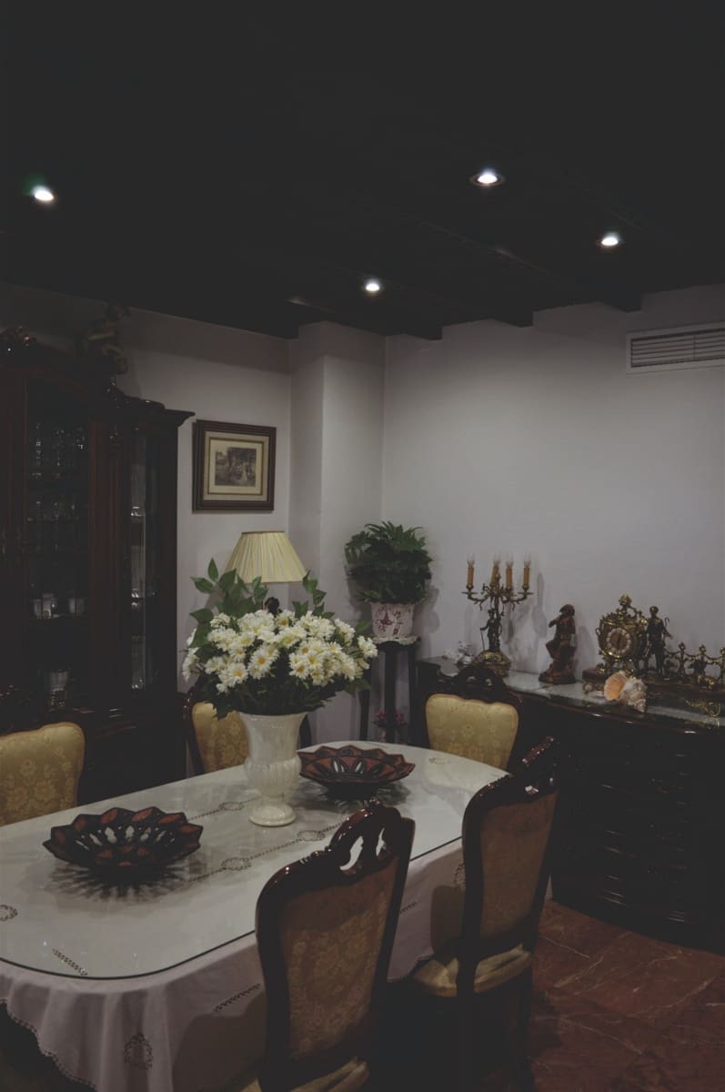 6 bedroom Townhouse for sale in Ronda with pool - € 830,000 (Ref: 9396478)