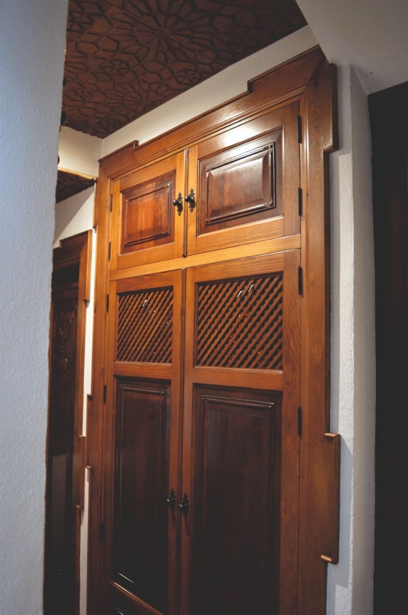 6 bedroom Townhouse for sale in Ronda with pool - € 830,000 (Ref: 9396478)