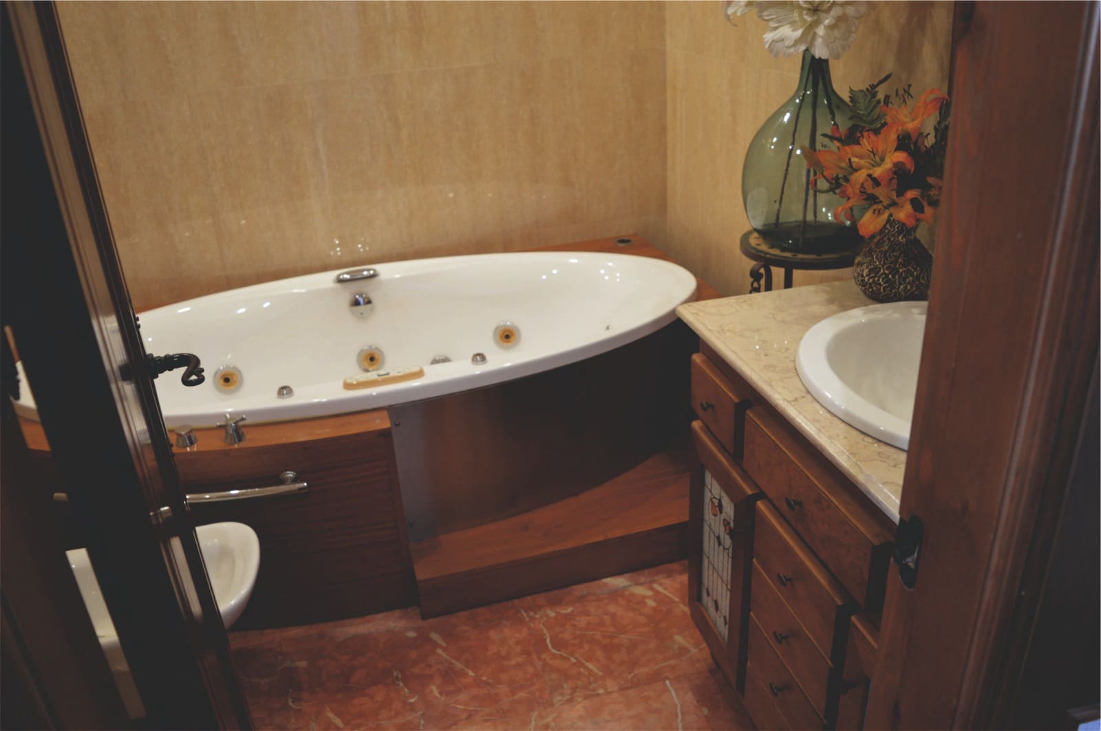 6 bedroom Townhouse for sale in Ronda with pool - € 830,000 (Ref: 9396478)