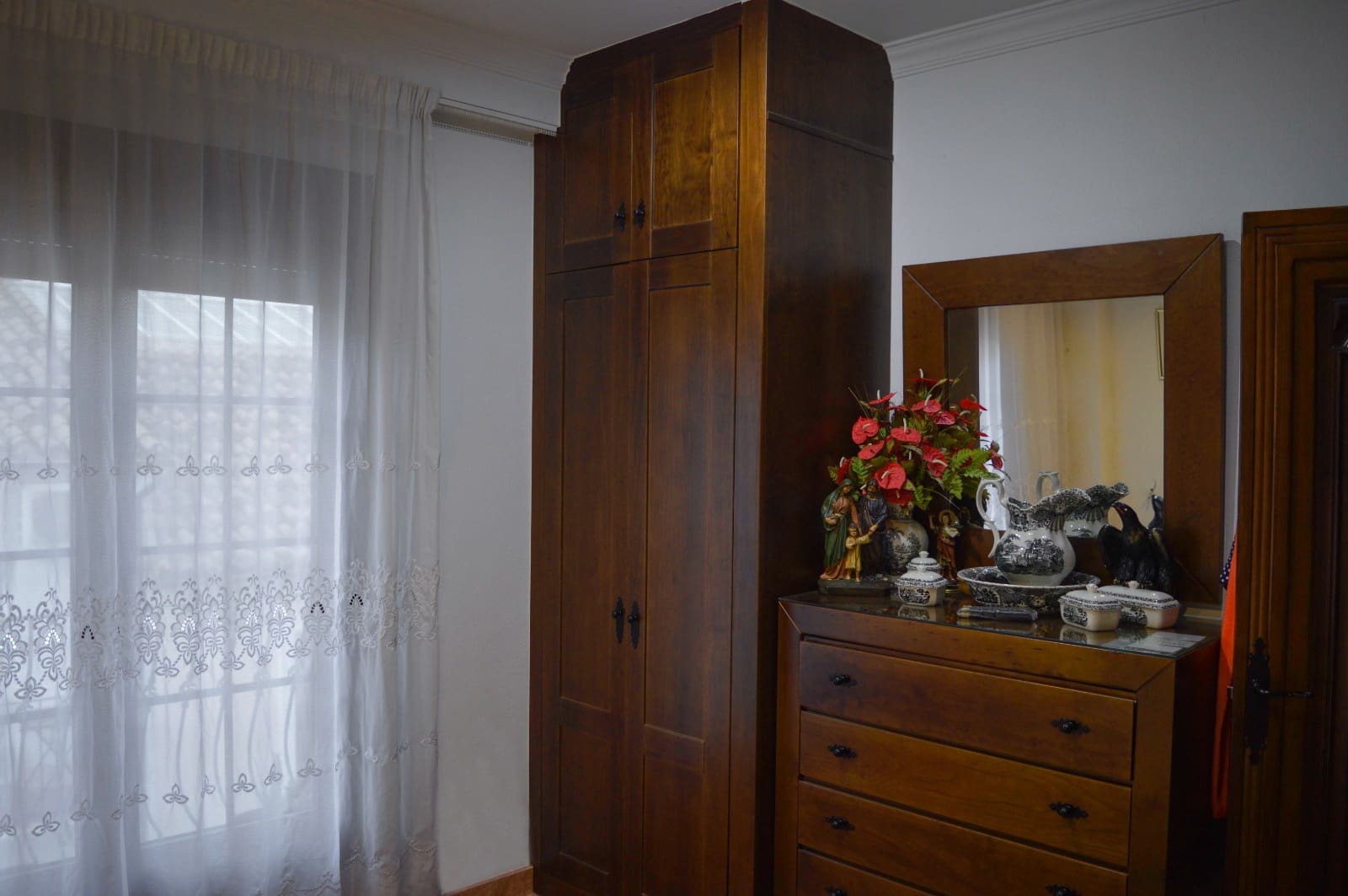 6 bedroom Townhouse for sale in Ronda with pool - € 830,000 (Ref: 9396478)