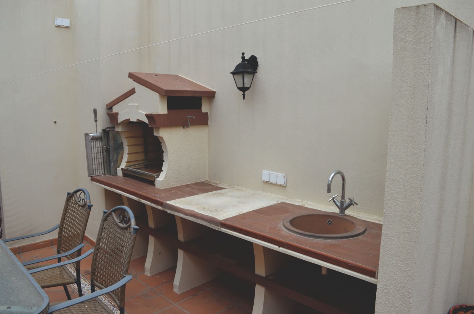 6 bedroom Townhouse for sale in Ronda with pool - € 830,000 (Ref: 9396478)