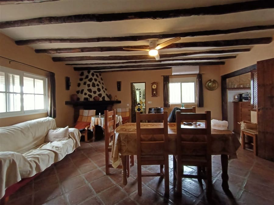 5 soveværelse Byhus til salg i Ronda med swimmingpool garage - € 485.000 (Ref: 9409743)