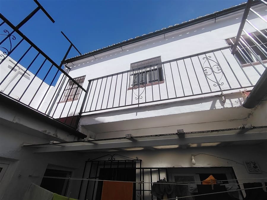 5 soveværelse Byhus til salg i Ronda - € 190.000 (Ref: 9409980)