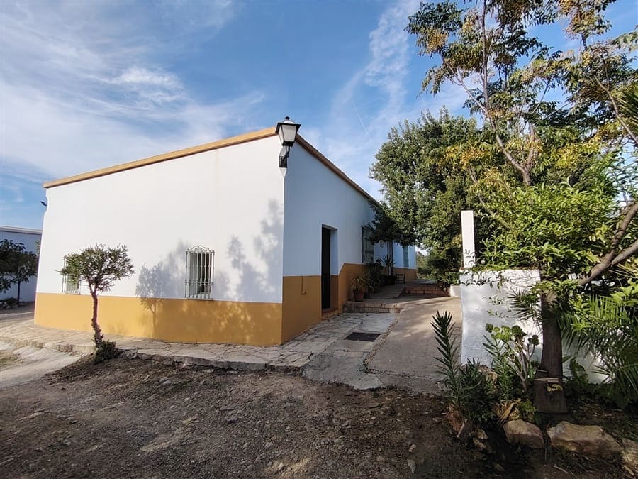 3 sovrum Finca/Hus på landet till salu i Puerto Serrano med pool - 900 000 € (Ref: 9432955)