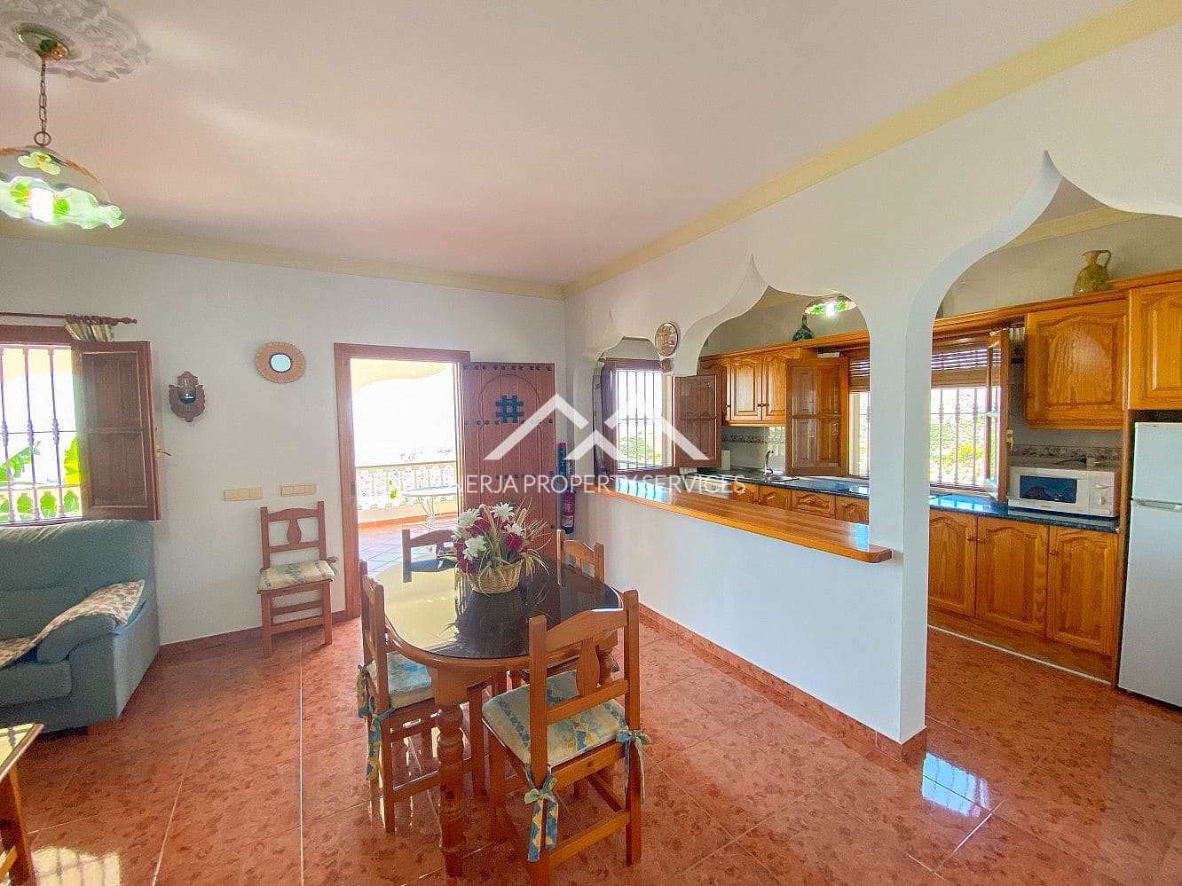 2 slaapkamer Villa te huur in Frigiliana met zwembad garage - € 1.800 (Ref: 10004470)
