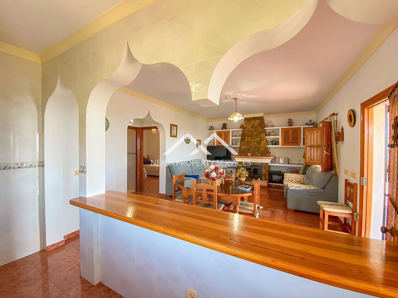 2 slaapkamer Villa te huur in Frigiliana met zwembad garage - € 1.800 (Ref: 10004470)