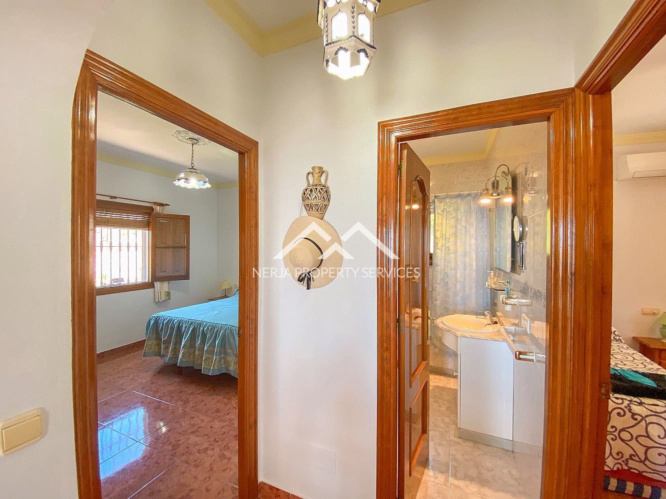 2 slaapkamer Villa te huur in Frigiliana met zwembad garage - € 1.800 (Ref: 10004470)