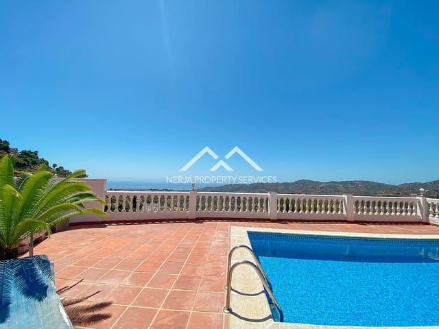 2 bedroom Villa for rent in Frigiliana with pool garage - € 1,800 (Ref: 10004470)