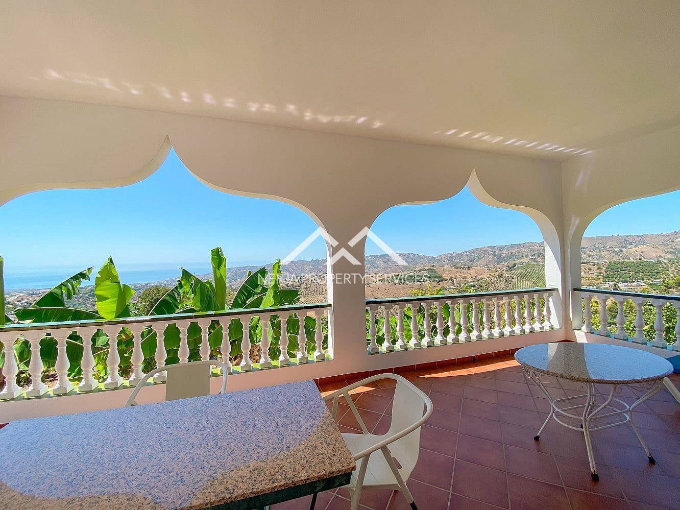 2 slaapkamer Villa te huur in Frigiliana met zwembad garage - € 1.800 (Ref: 10004470)