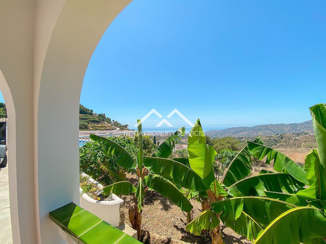 2 slaapkamer Villa te huur in Frigiliana met zwembad garage - € 1.800 (Ref: 10004470)