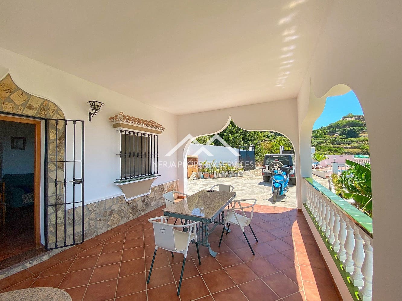 2 slaapkamer Villa te huur in Frigiliana met zwembad garage - € 1.800 (Ref: 10004470)