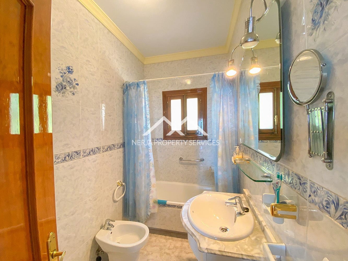2 slaapkamer Villa te huur in Frigiliana met zwembad garage - € 1.800 (Ref: 10004470)