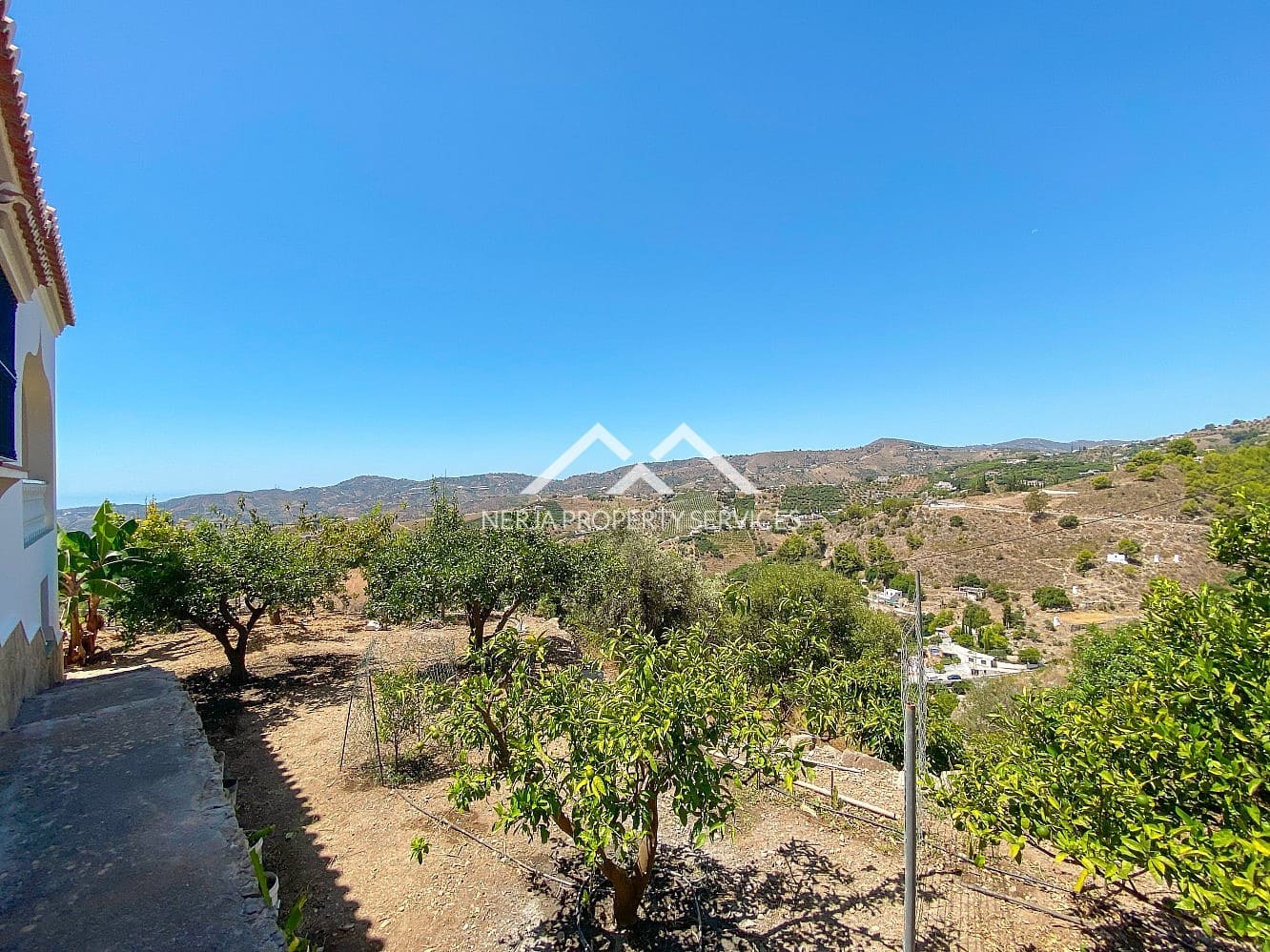 2 slaapkamer Villa te huur in Frigiliana met zwembad garage - € 1.800 (Ref: 10004470)