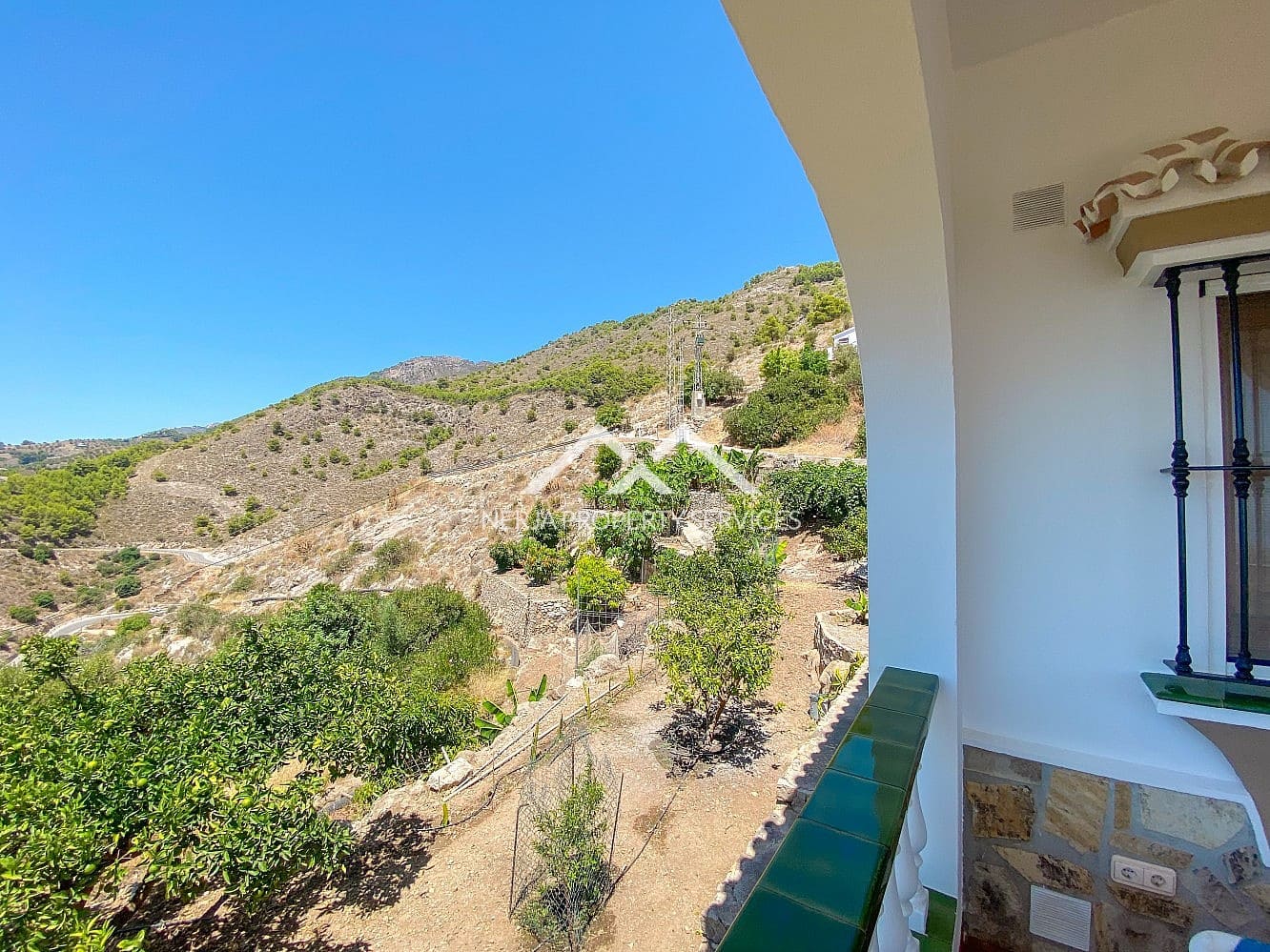 2 slaapkamer Villa te huur in Frigiliana met zwembad garage - € 1.800 (Ref: 10004470)