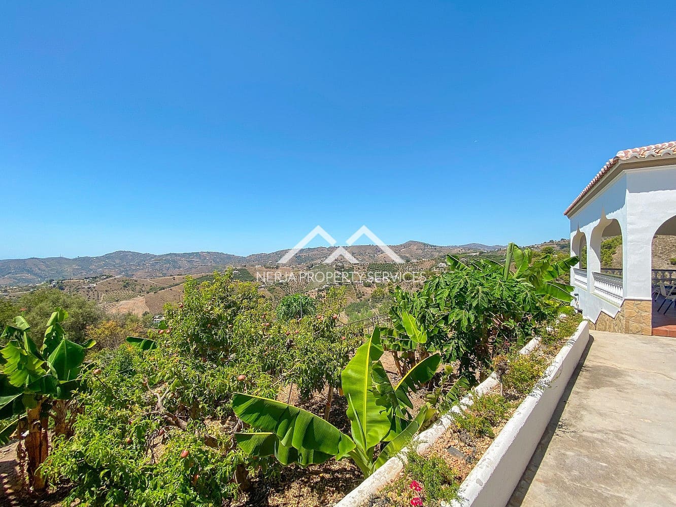 2 slaapkamer Villa te huur in Frigiliana met zwembad garage - € 1.800 (Ref: 10004470)