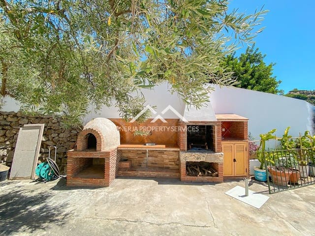 2 bedroom Villa for rent in Frigiliana with pool garage - € 1,800 (Ref: 10004470)