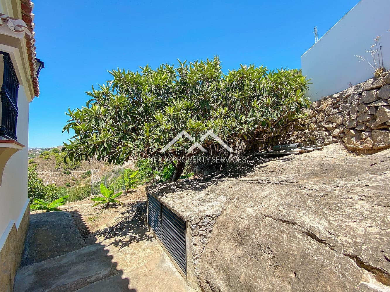 2 slaapkamer Villa te huur in Frigiliana met zwembad garage - € 1.800 (Ref: 10004470)