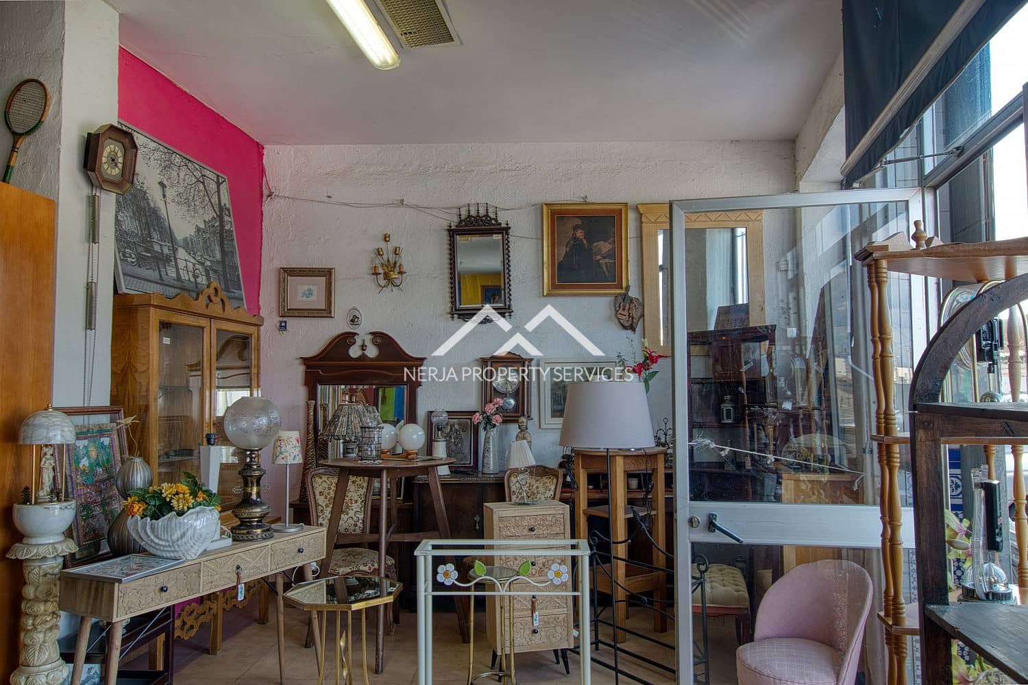 7 bedroom Apartment for sale in Velez-Malaga - € 850,000 (Ref: 10009361)